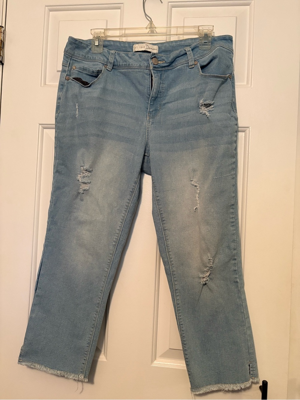 Light Blue Distressed Women's Jeans